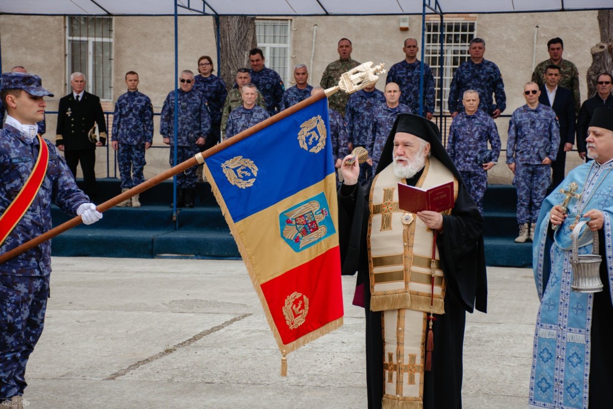 Primirea drapelului de luptă la Garnizoana Tulcea 327529