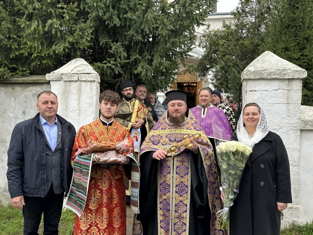 Trei protopopiate unite în rugăciune la Dubăsarii Vechi 327484