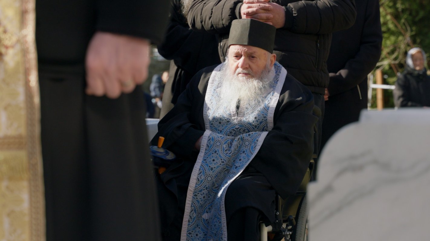 Aflarea moaștelor Sfântului Cuvios Dometie cel Milostiv de la Râmeț 327635