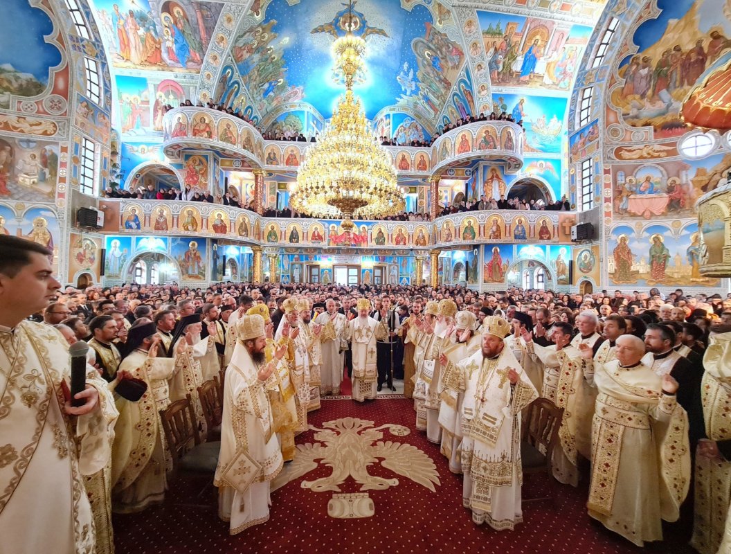 Sălajul şi-a primit noul arhipăstor 327775