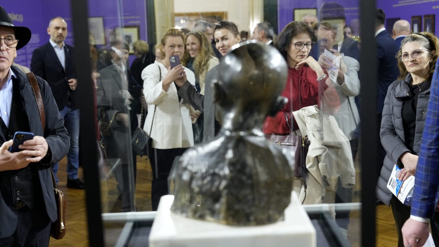 Sculptură realizată de Constantin Brâncuşi expusă în premieră la Sibiu 327763