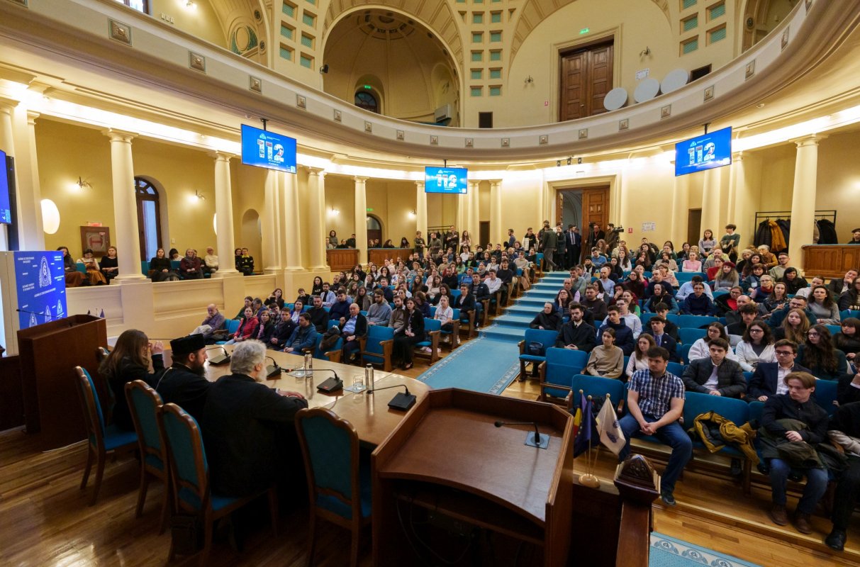 Conferința „Ascultarea, temeiul vieții creștine” organizată de ASCOR în București 327822