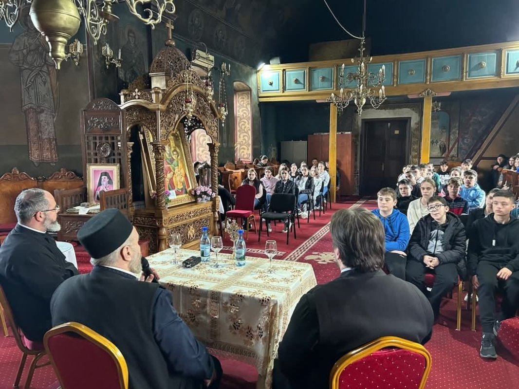 Activități catehetice la o parohie ialomițeană 328022