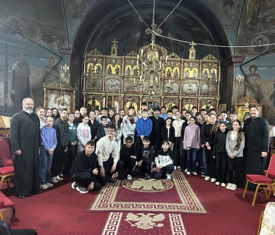 Activități catehetice la o parohie ialomițeană 328023