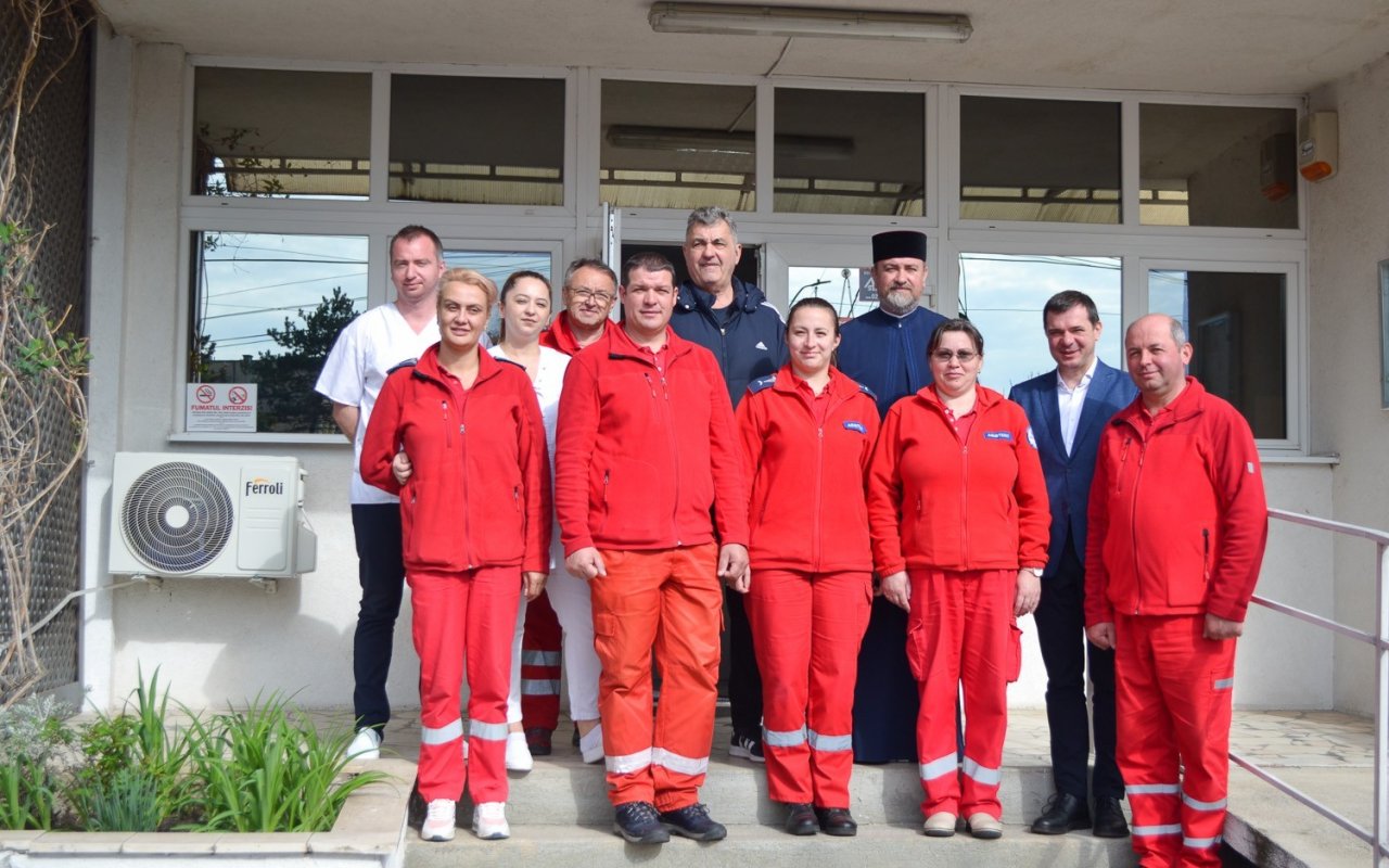 Caravana „Sărbători cu sănătate” la un centru socio-medical din Deva 328003