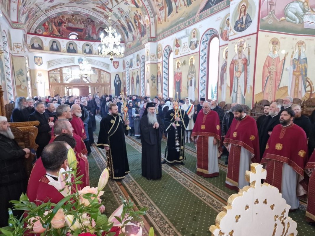 Conferință de primăvară cu preoții Protopopiatului Piatra Neamț 328006