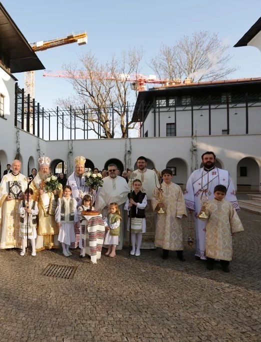 Cântarea Domnului pe alte meleaguri - o filă din istoria recentă a diasporei românești 328185