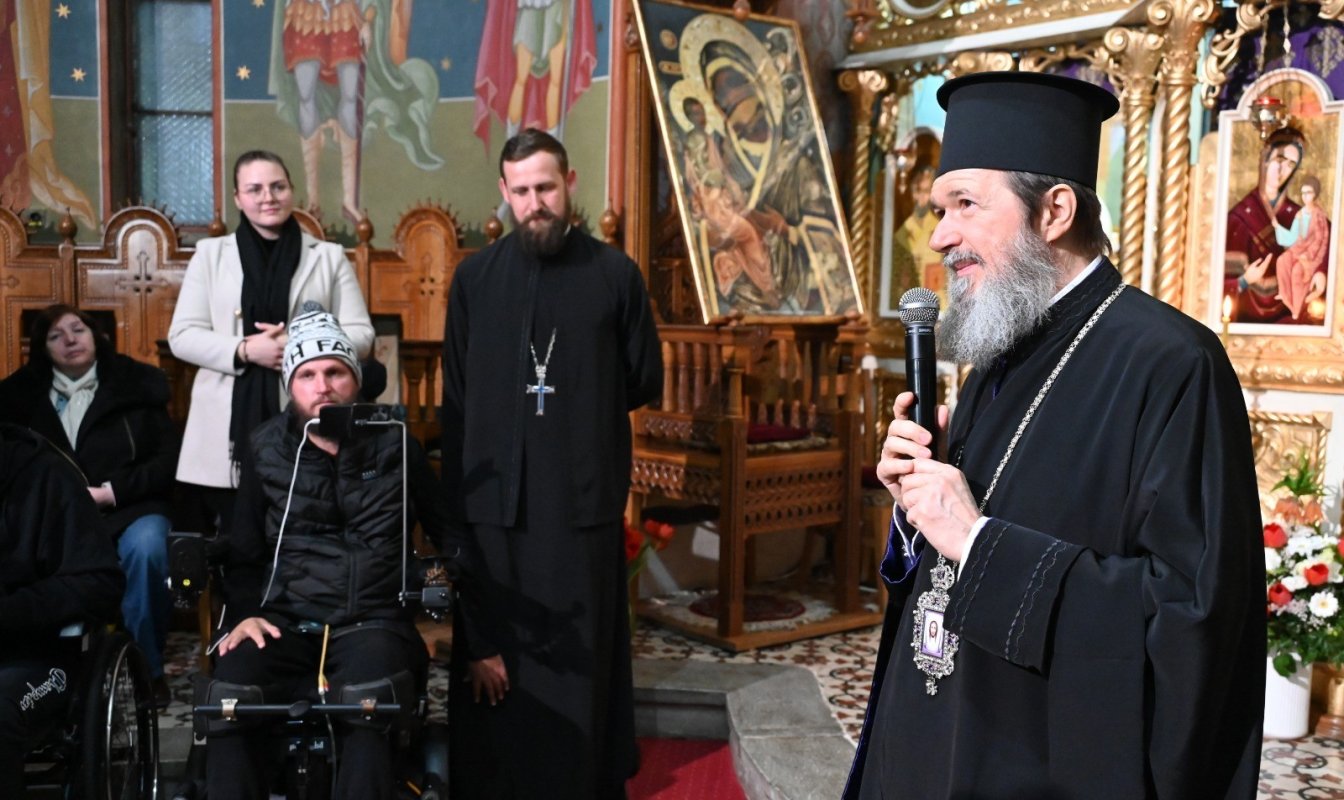 Întâlnire cu Mihai Neșu la Biserica „Izvorul Tămăduirii” din Oradea 328112