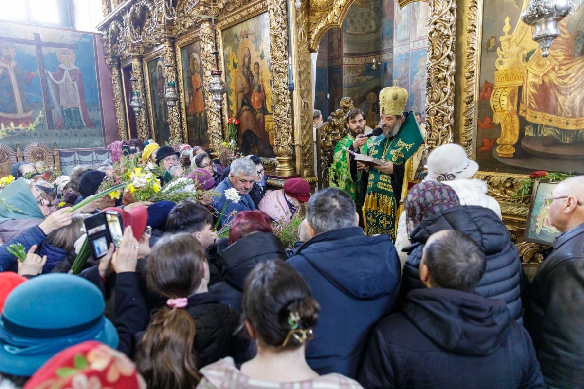 „Pelerinajul stâlpărilor” la Iași 328456