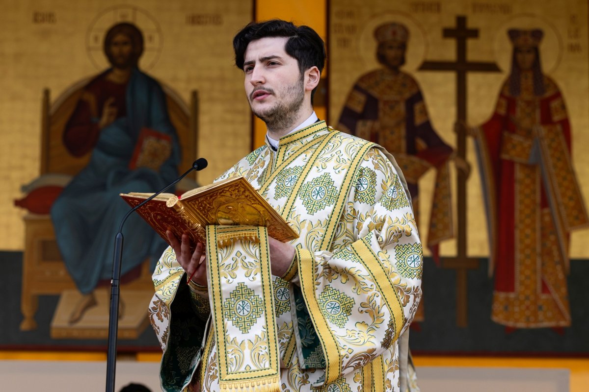 Duminica Floriilor pe Colina Bucuriei 328580