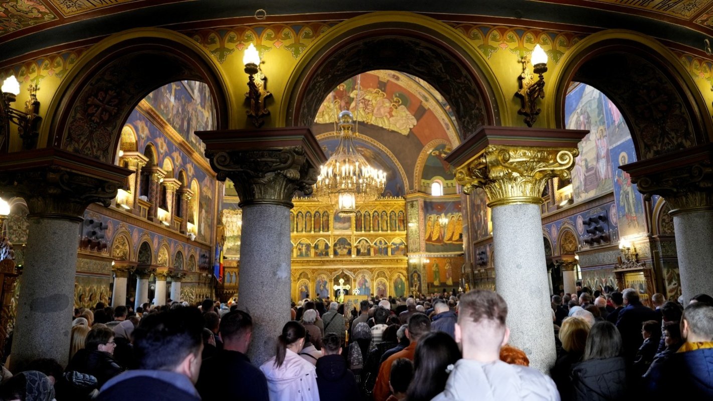 Binecuvântarea Floriilor pentru credincioşii din Sibiu 328623