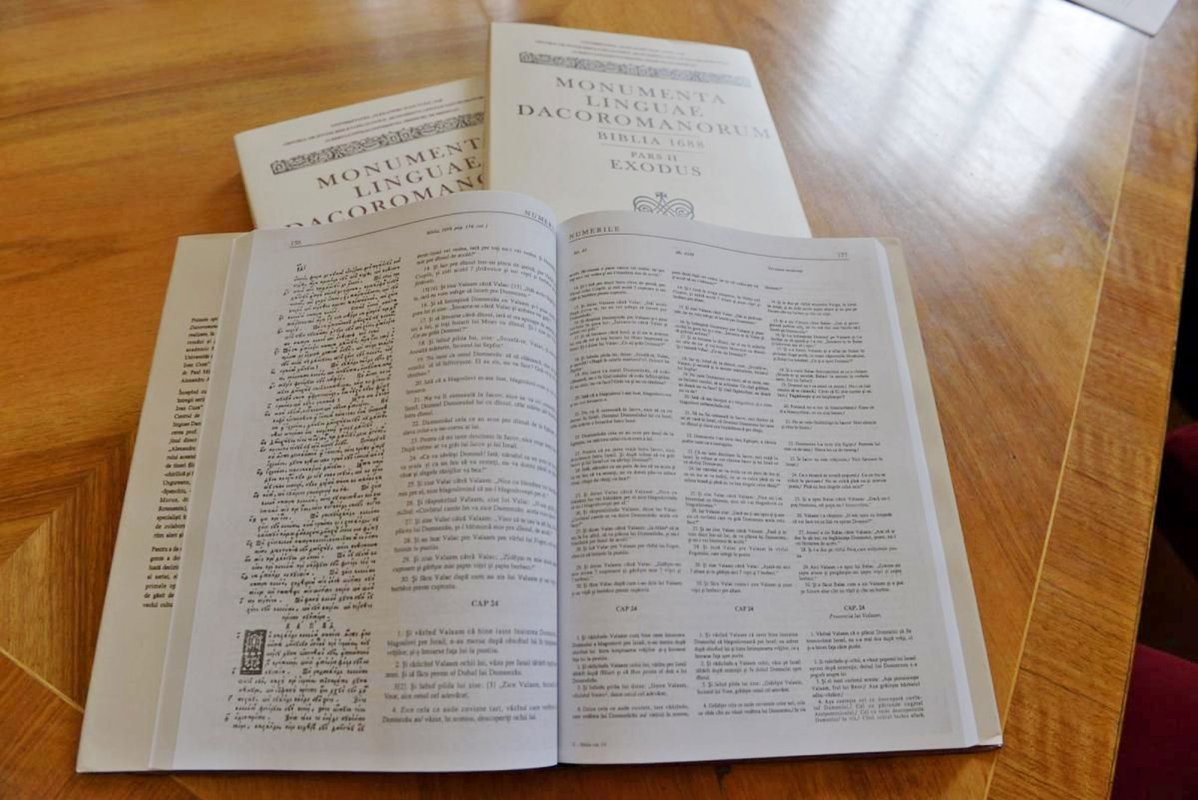 Conferință pe tema versiunii grecești a Bibliei 328541