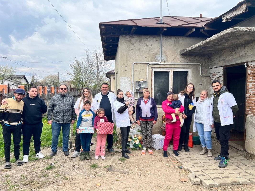 Acțiune umanitară a voluntarilor Paraclisului Catedralei Naționale 328791