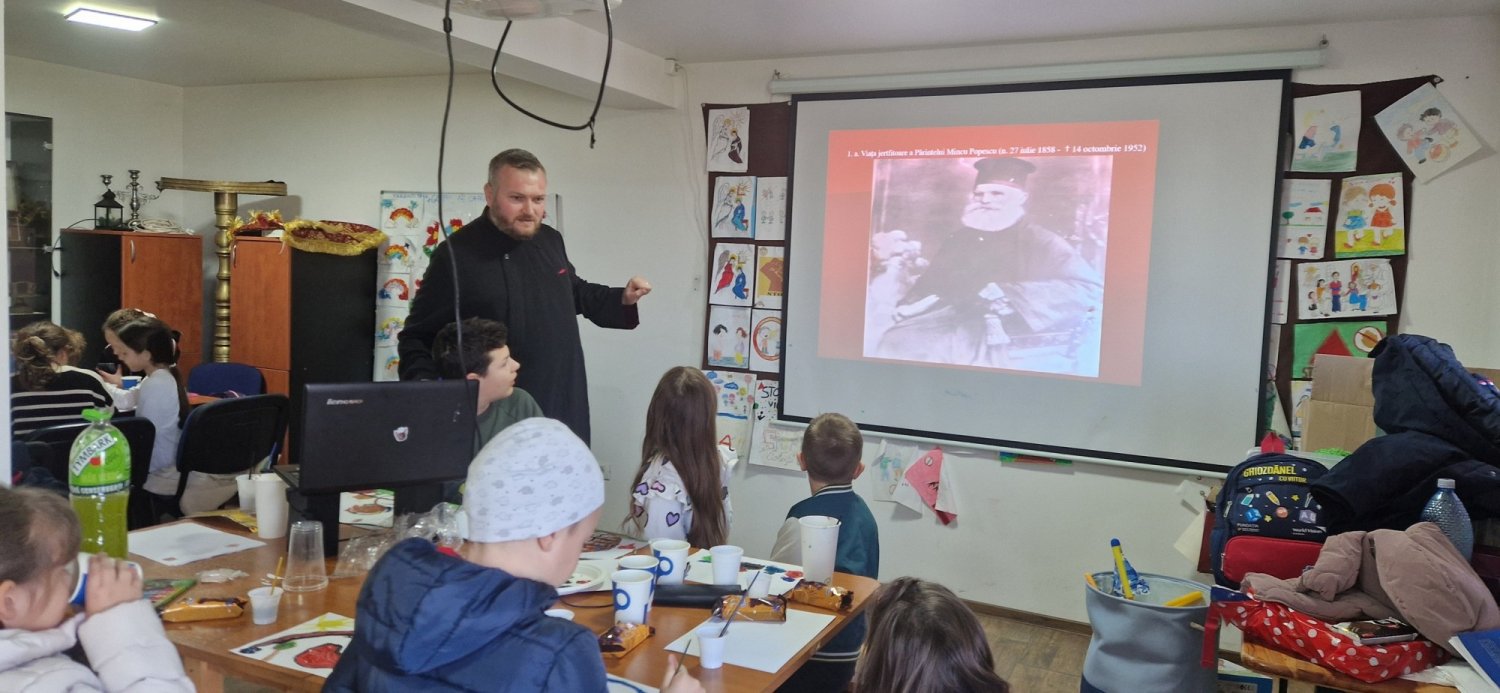 Activități bogate dedicate tuturor vârstelor la Parohia Fierbinți‑Târg 328785