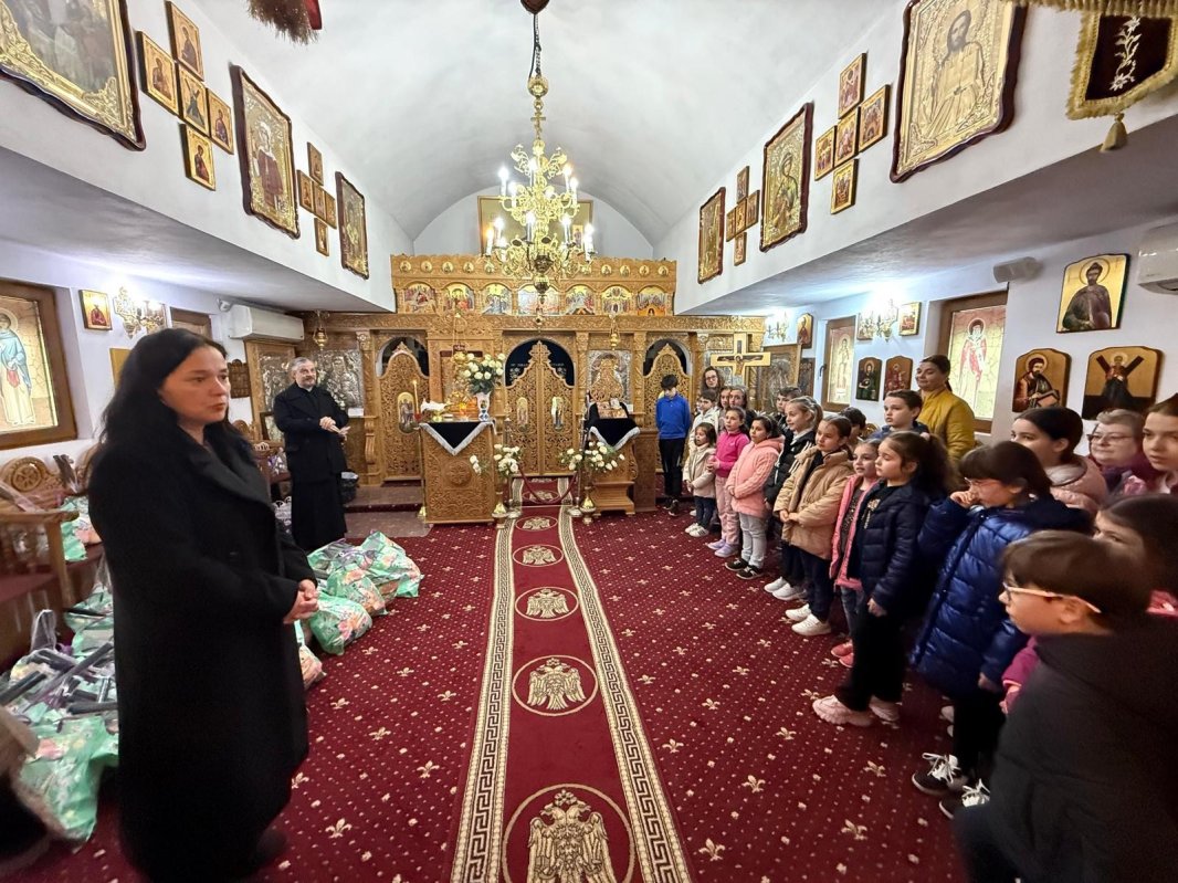 Daruri pentru copiii Centrului „Eu și prietenii mei” 328832