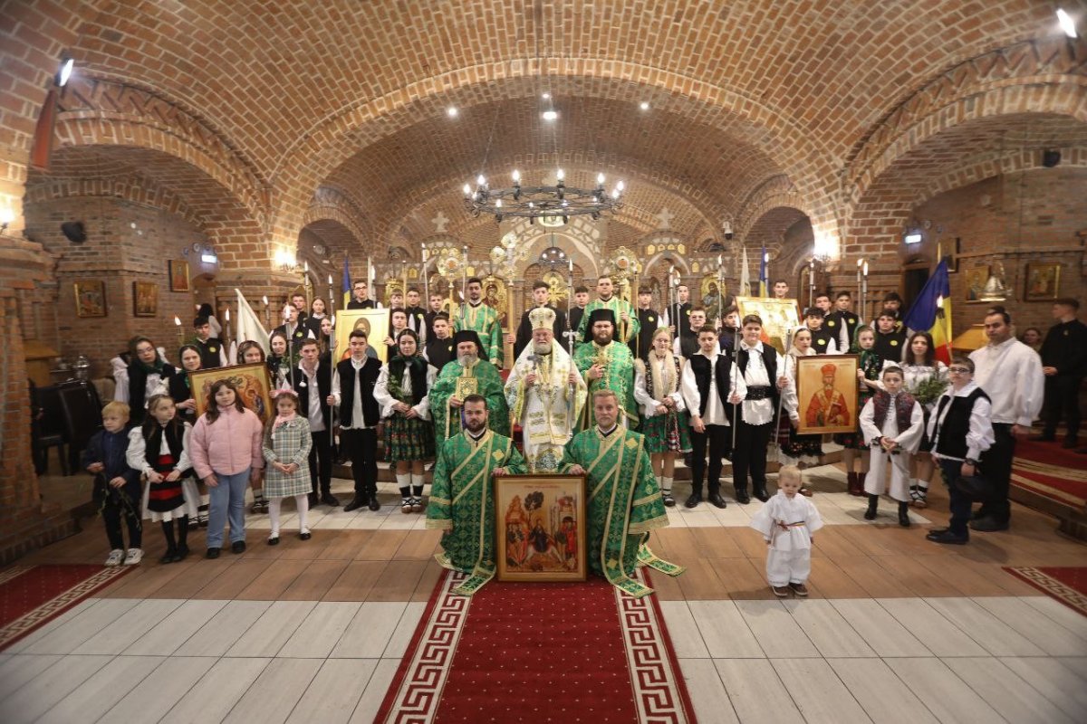 Praznicul Floriilor la Catedrala Episcopală din Baia Mare 328755