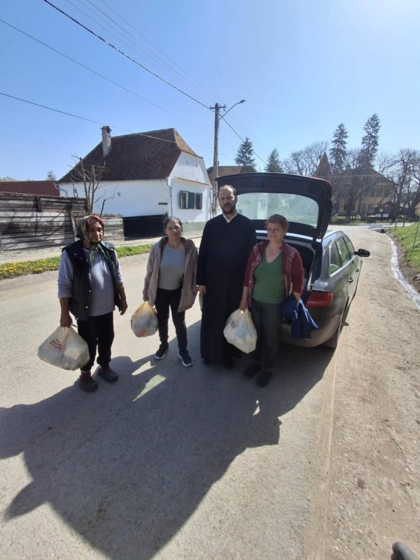 Activităţi filantropice şi catehetice la Cisnădie 328979