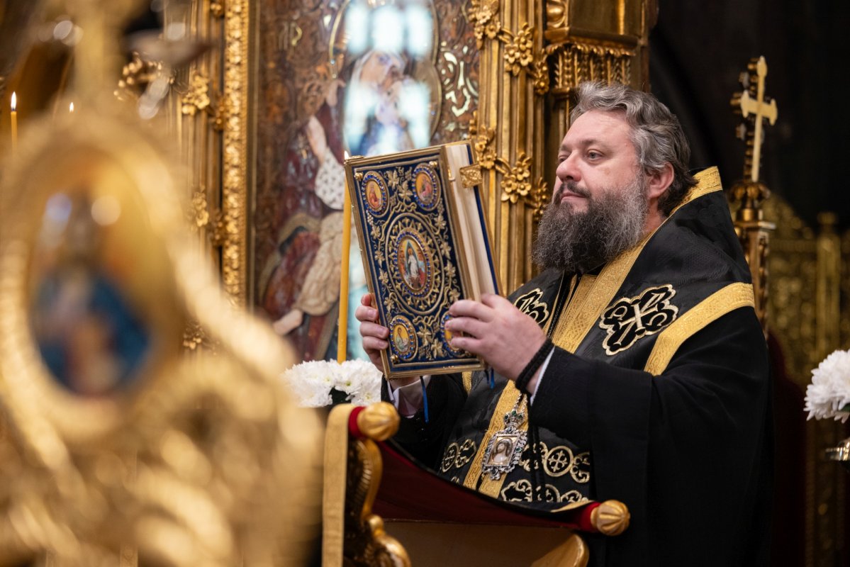 Slăvirea îndelung‑răbdării lui Dumnezeu la Denia celor 12 Evanghelii 329137