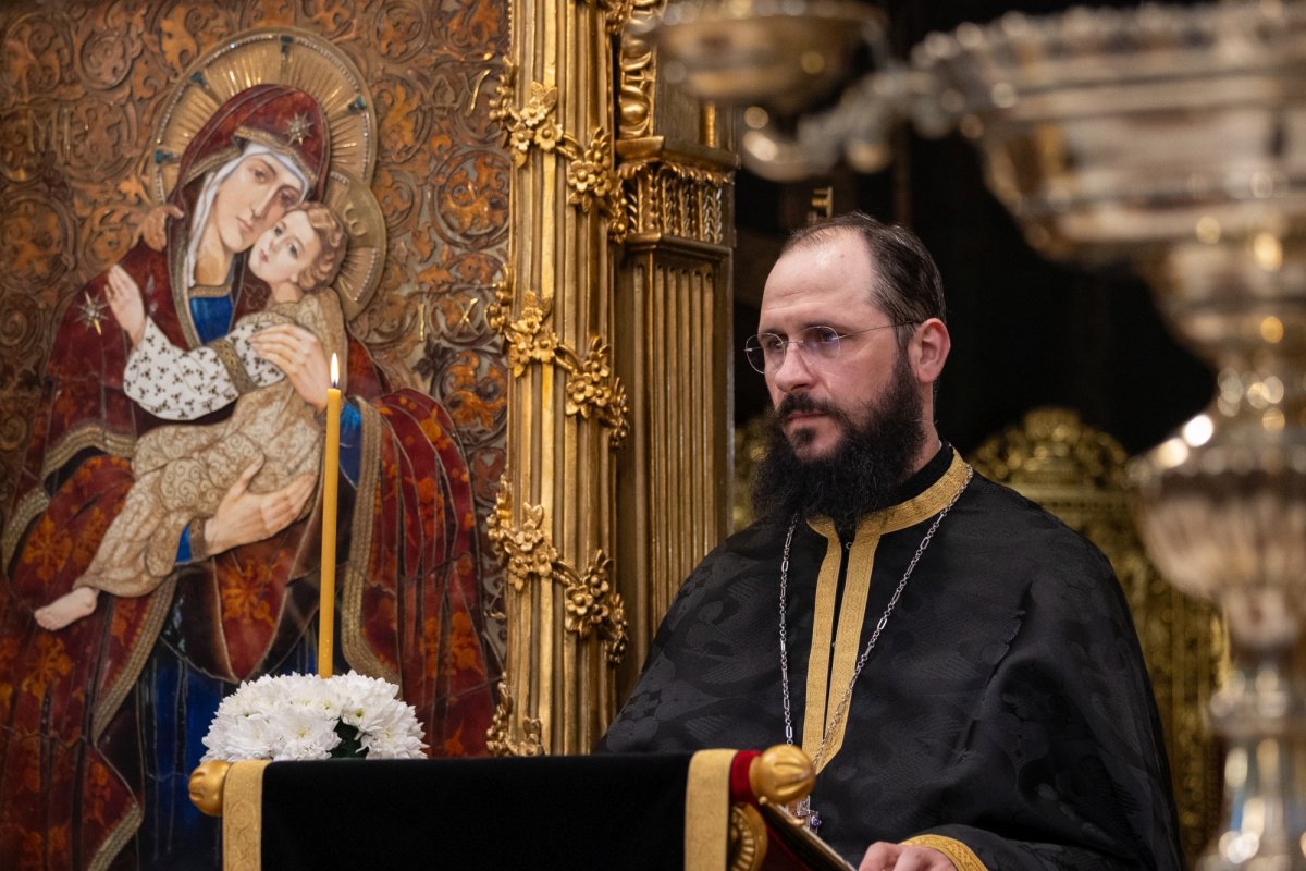 Slăvirea îndelung‑răbdării lui Dumnezeu la Denia celor 12 Evanghelii 329141