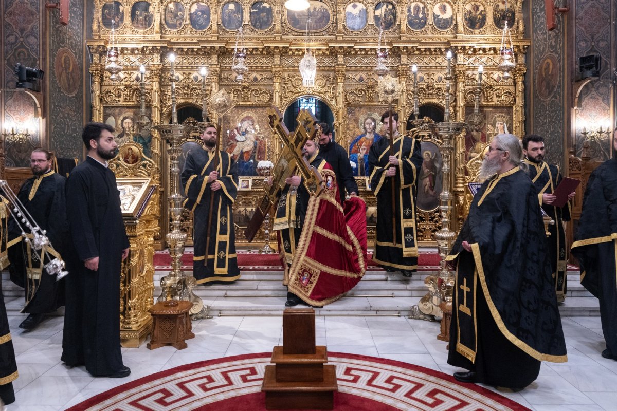 Slăvirea îndelung‑răbdării lui Dumnezeu la Denia celor 12 Evanghelii 329148