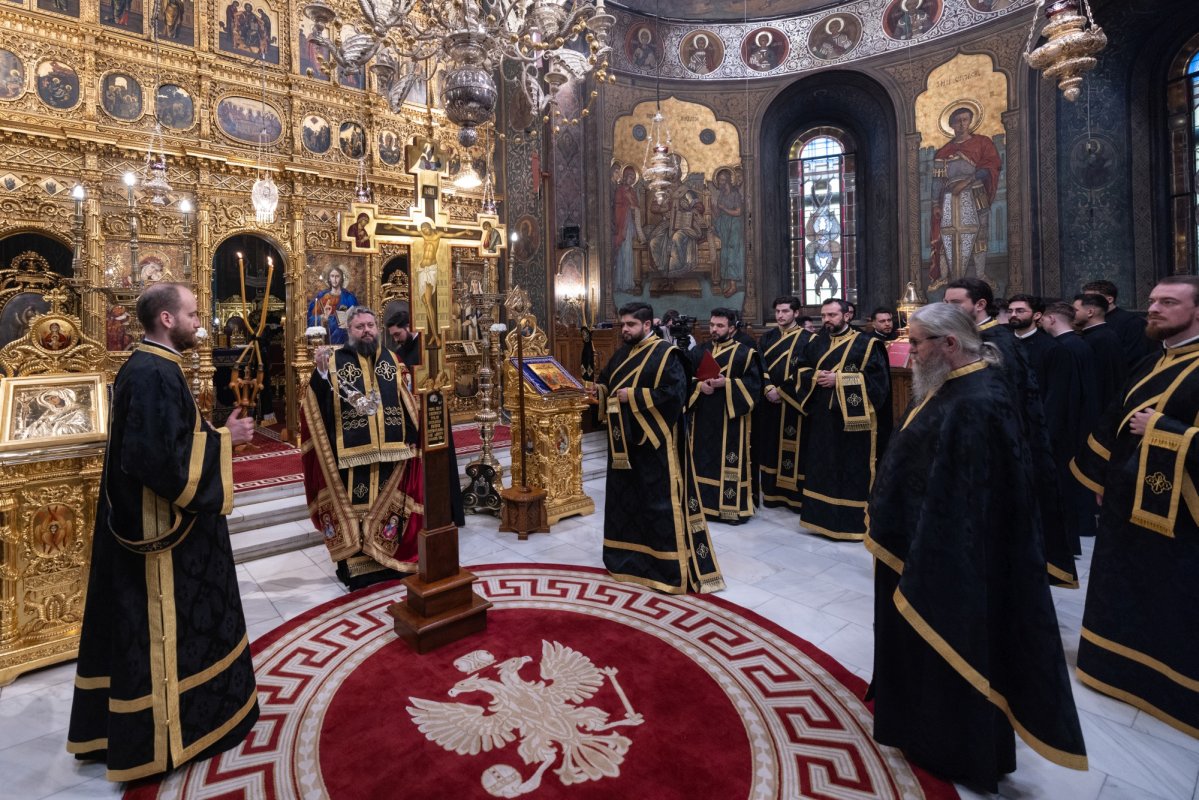 Slăvirea îndelung‑răbdării lui Dumnezeu la Denia celor 12 Evanghelii 329150