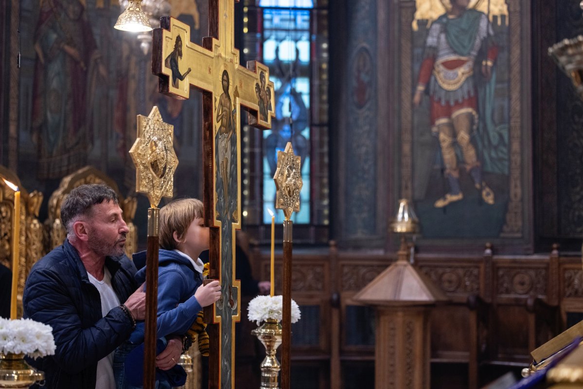 Slăvirea îndelung‑răbdării lui Dumnezeu la Denia celor 12 Evanghelii 329154