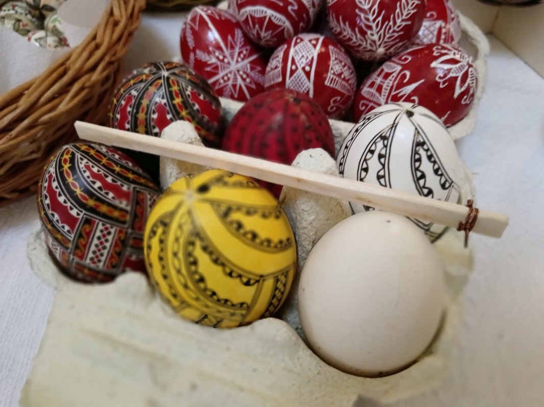 Ouăle încondeiate în duhul simplității de (la) bunici şi străbunici 328289