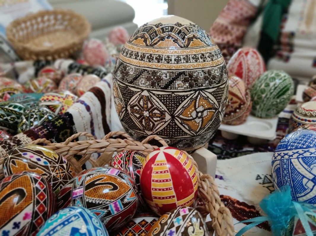 Ouăle încondeiate în duhul simplității de (la) bunici şi străbunici 328292