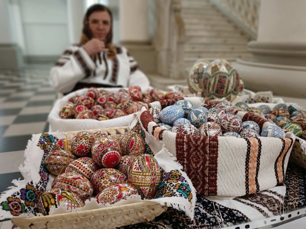 Ouăle încondeiate în duhul simplității de (la) bunici şi străbunici 328295