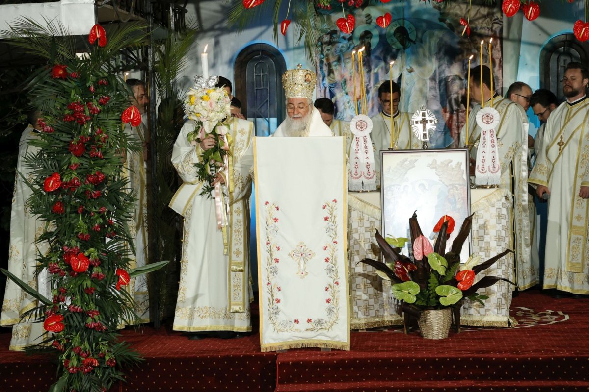 Chemarea „Veniți de luați lumină!” adresată craiovenilor 329405