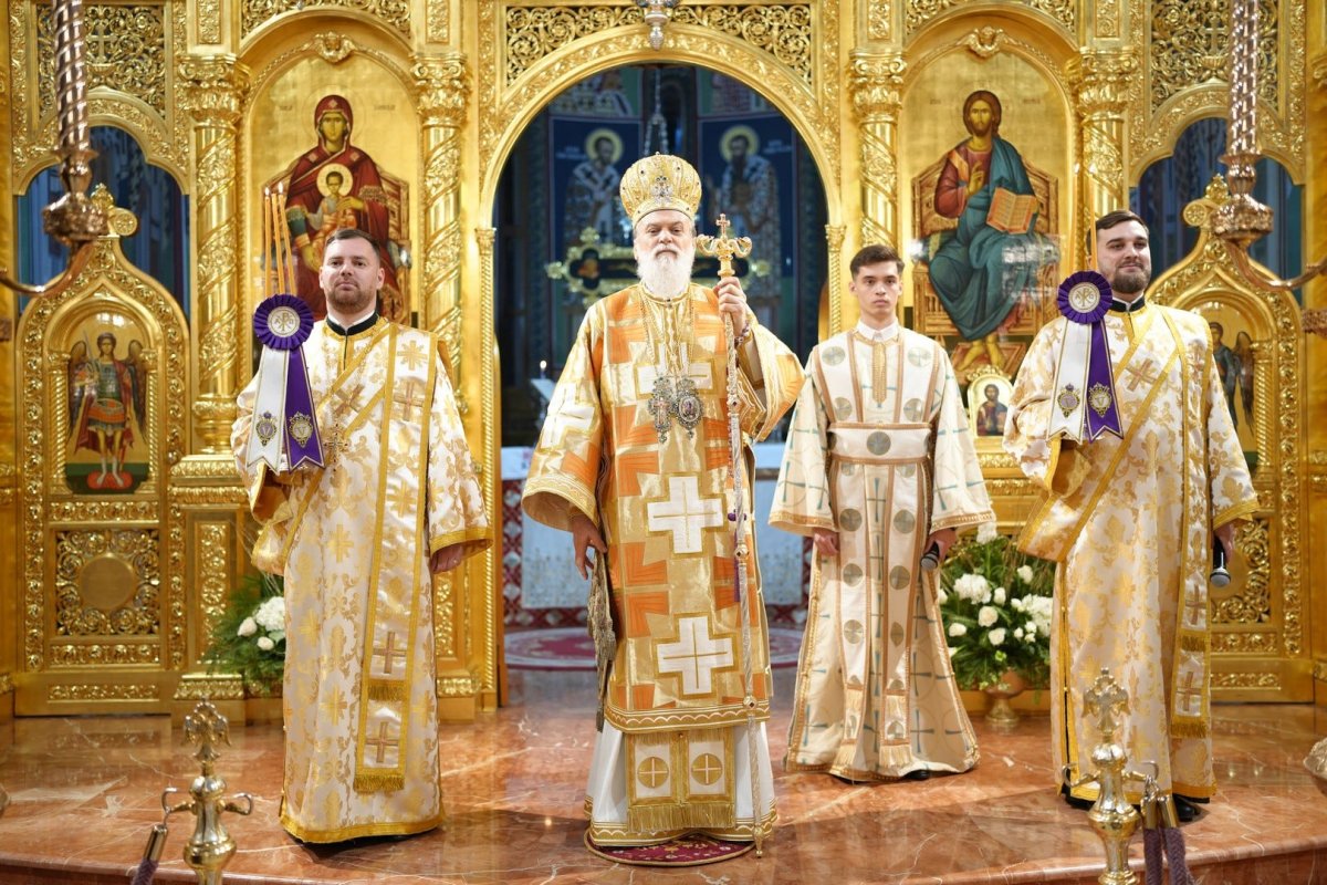 Sărbătoarea Sfintelor Paști în eparhii din Mitropolia Munteniei și Dobrogei 329390