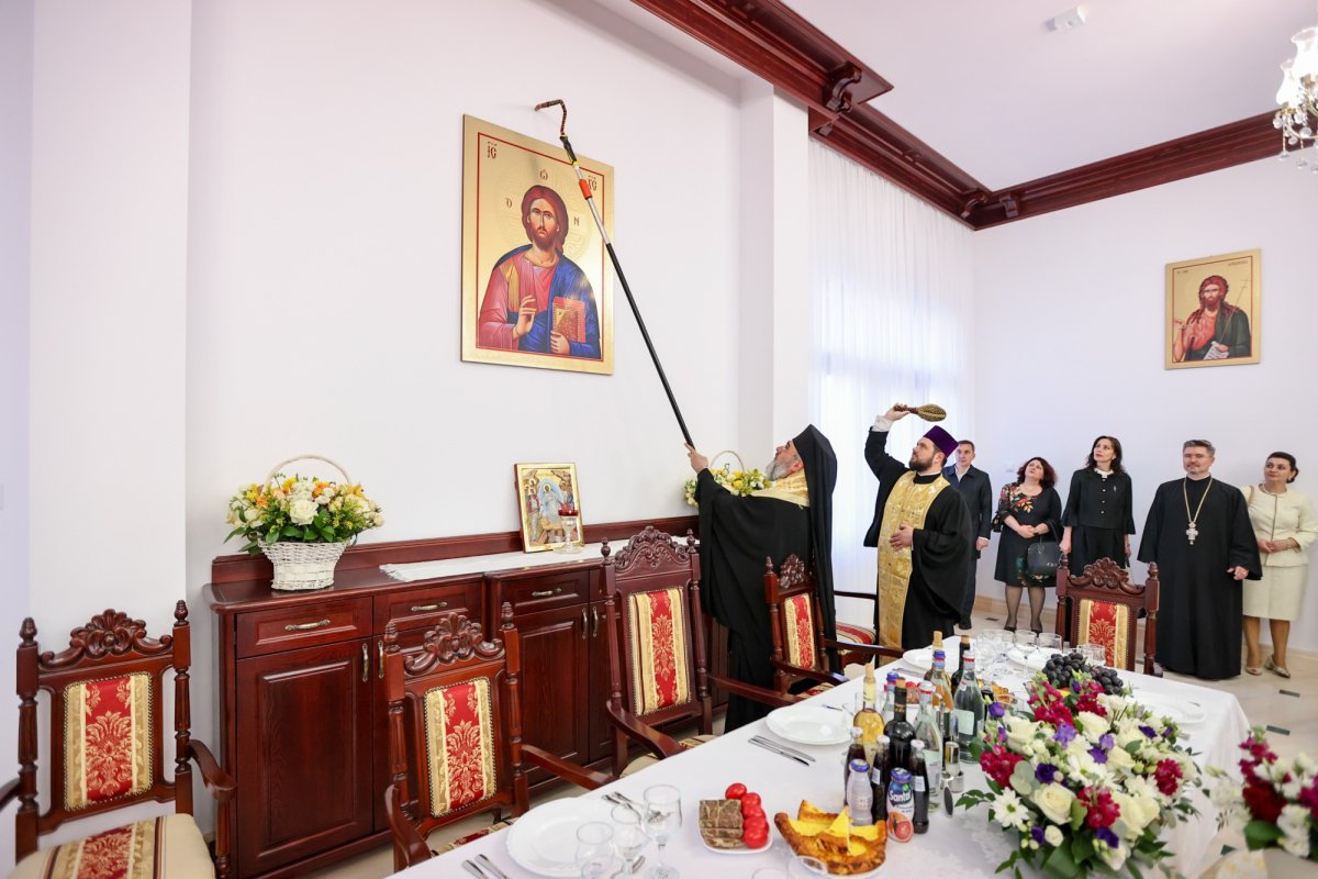 Arhiepiscopul Buzăului și Vrancei a împlinit 60 de ani 329483