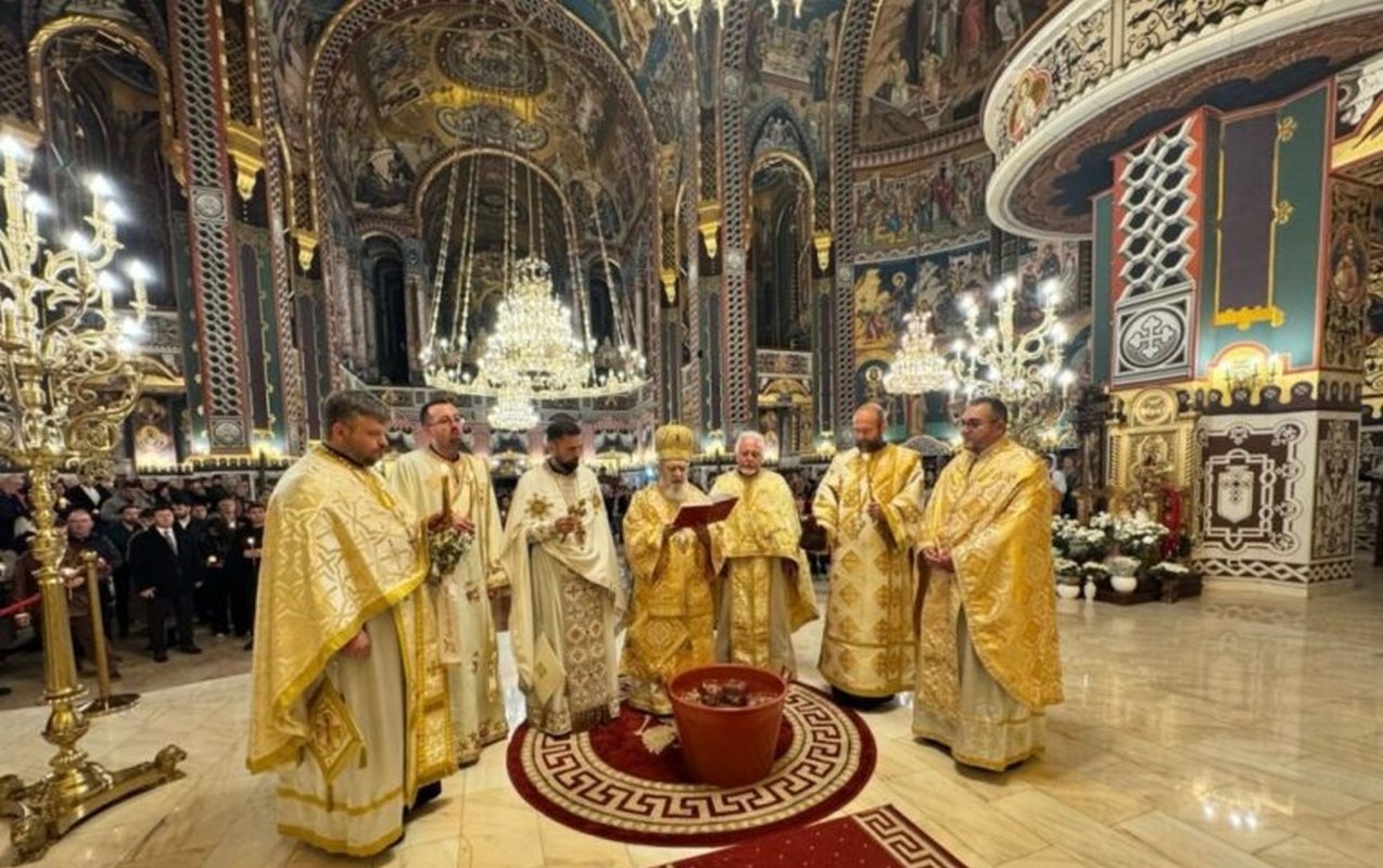 Praznicul Învierii Domnului la Catedrala Arhiepiscopală din Arad 329522