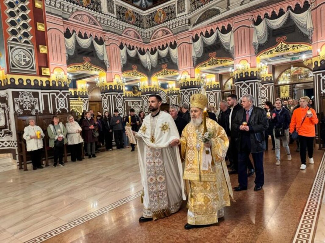 Praznicul Învierii Domnului la Catedrala Arhiepiscopală din Arad 329523