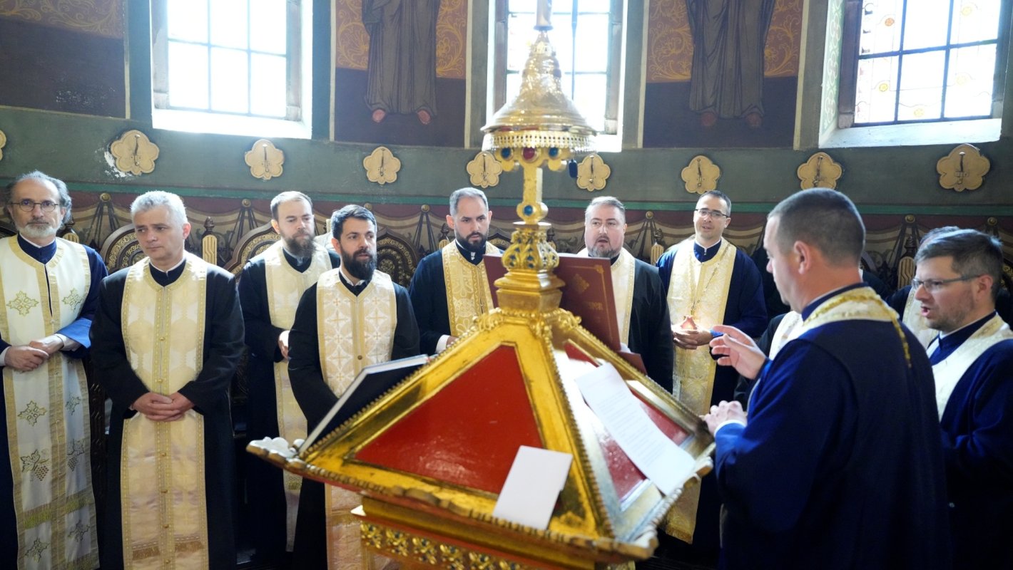 Procesiune în cetatea Sibiului în Duminica Paştilor 329500