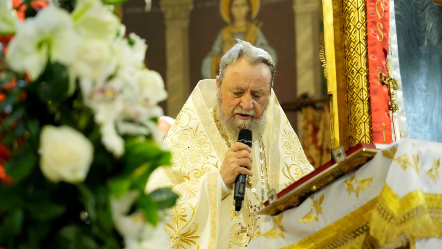 Procesiune în cetatea Sibiului în Duminica Paştilor 329502