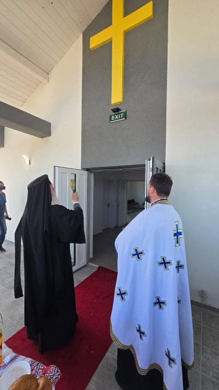 Sfințirea capelei mortuare a parohiei timișene Dragșina 329524