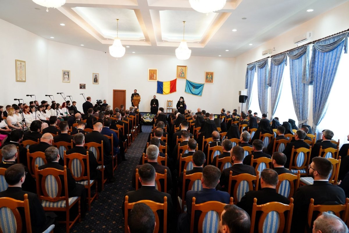 Slujire misionară la Catedrala Arhiepiscopală din Târgoviște 329495