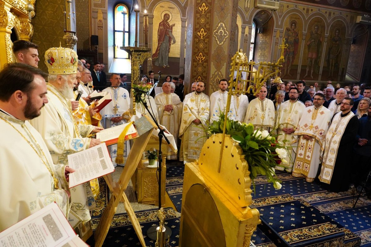 Slujire misionară la Catedrala Arhiepiscopală din Târgoviște 329497