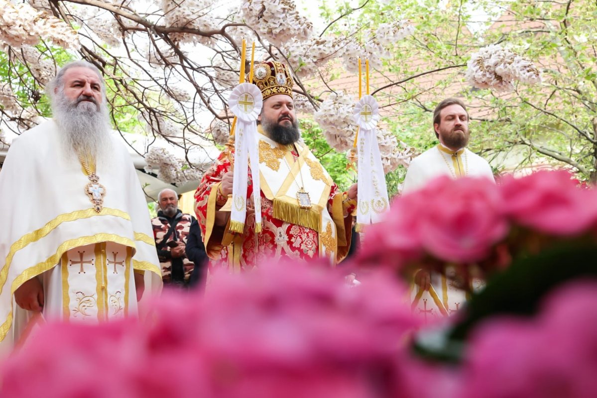 Mucenicul purtător de biruință, cinstit în Capitală 329602