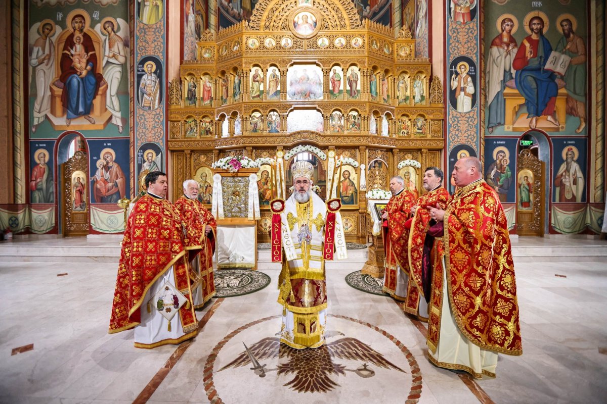 Cinstirea sfântului ocrotitor al orașului Nehoiu 329697