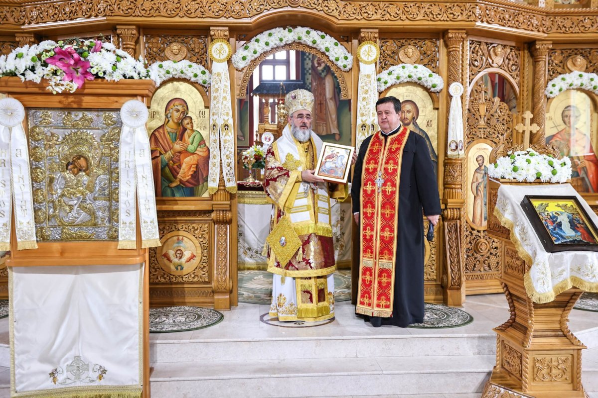 Cinstirea sfântului ocrotitor al orașului Nehoiu 329699