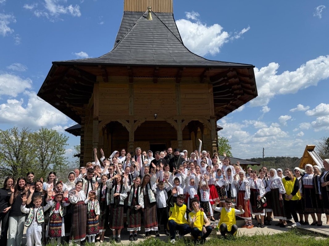 Festivalul cântecului pascal „Hristos a înviat!” - ediția a 16-a, la Cimișli 329647