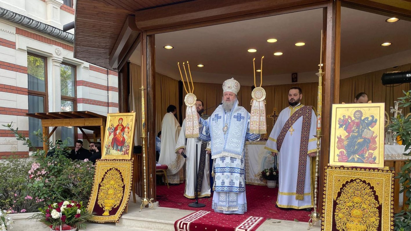 Binecuvântarea Maicii Domnului la Mănăstirea Radu Vodă 329857