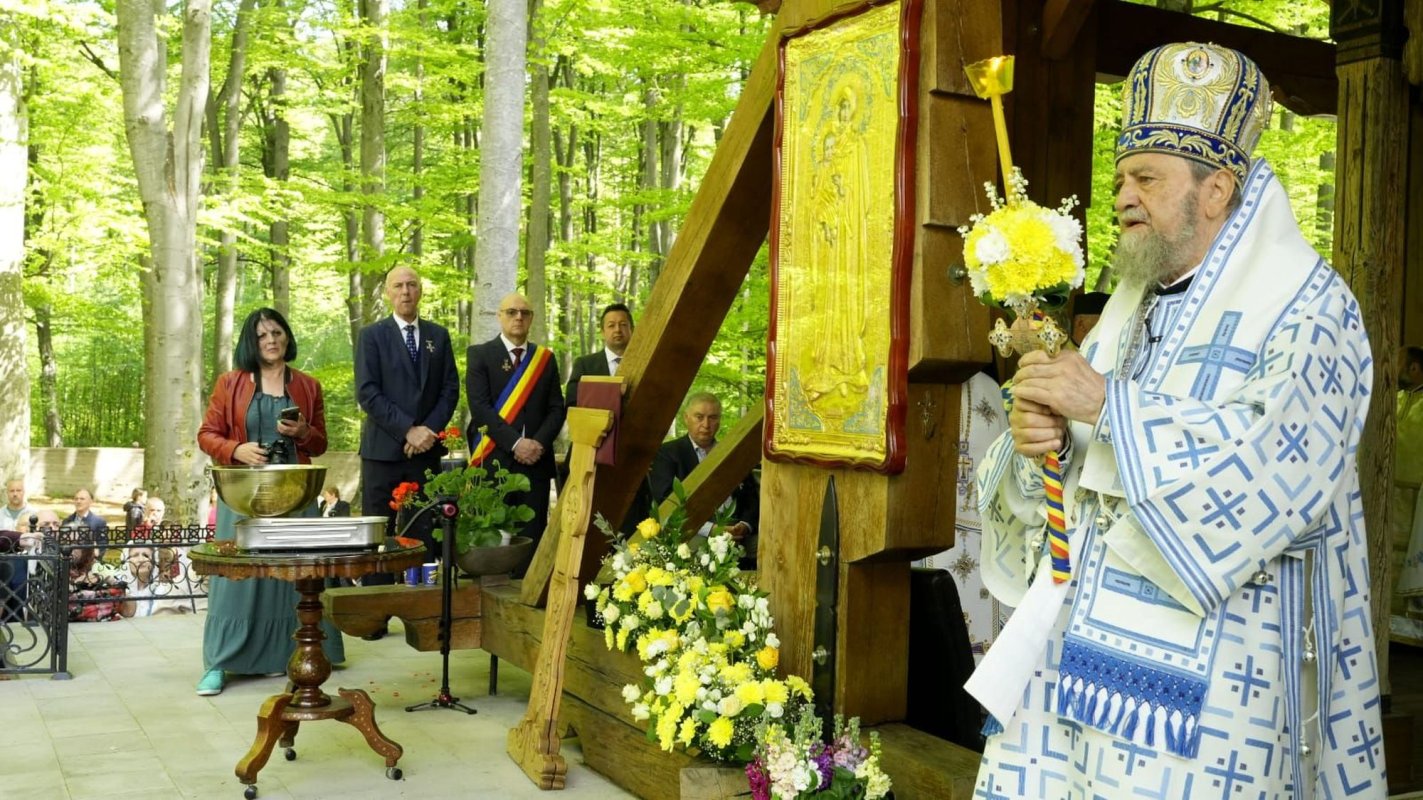 Hramul Mănăstirii Brâncoveanu de la Sâmbăta de Sus 329884