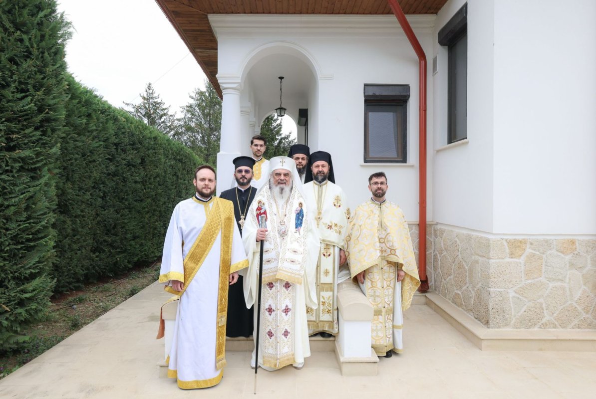 „A atins trupul lui Hristos și L-a mărturisit pe Biruitorul morții” 329924