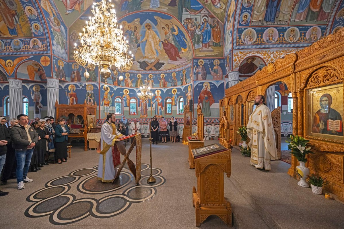 „A atins trupul lui Hristos și L-a mărturisit pe Biruitorul morții” 329935