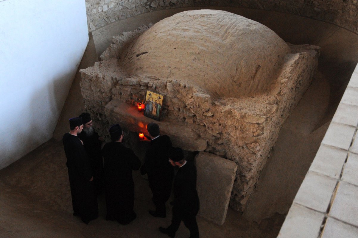 „Aici și acum, dar altfel”. Condiția paradoxală a creștinului în lume 328964