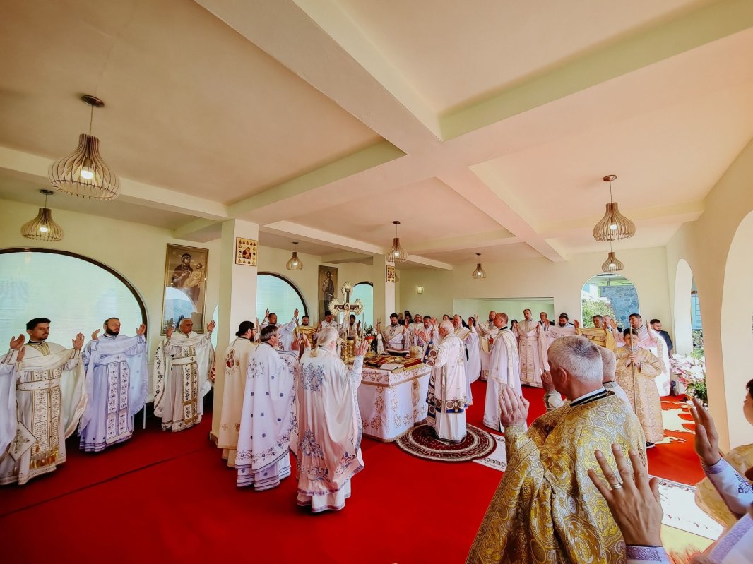 Izvorul Tămăduirii, hram la Mănăstirea Salva, Bistriţa-Năsăud 329921