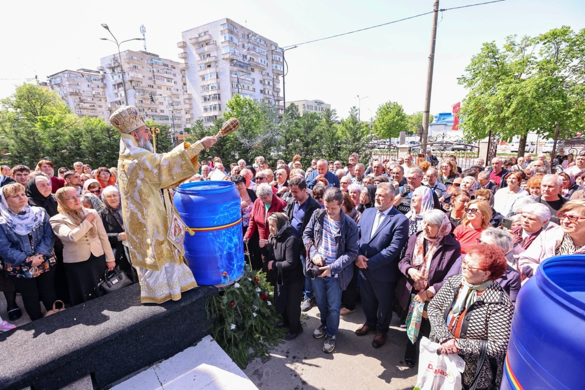 Catedrala Unirii din Focșani și-a serbat al doilea hram 329996